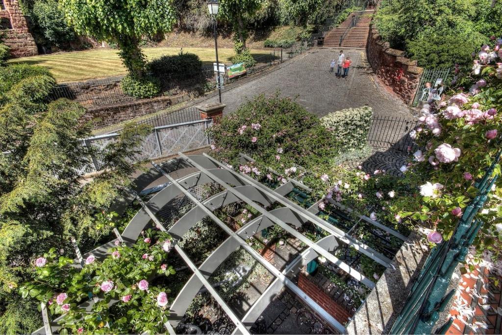 Holiday home Beautiful Period Cottage, Exceptional Riverside Location In The Heart Of